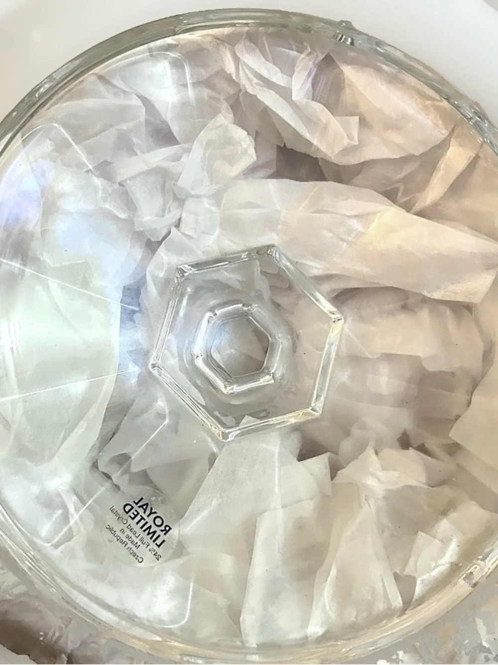 Royal Limited 24%Full Lead Crystal Tulip Biscuit Barrel - Czech Republi